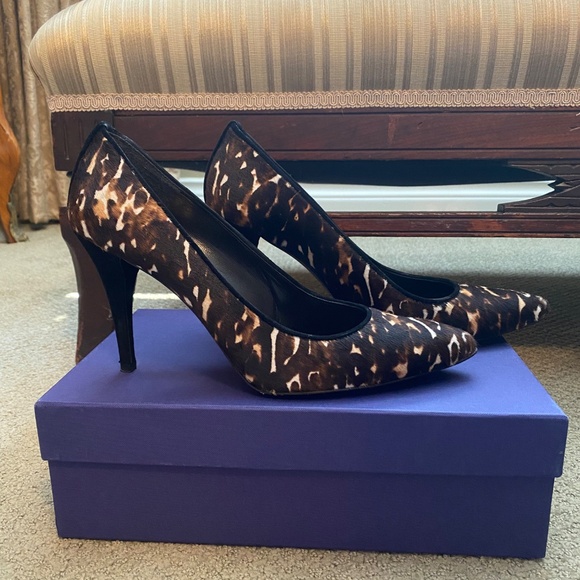 Stuart Weitzman Animal Print Leather Pumps 8.5 (only worn once) RARE!!! - Picture 3 of 7